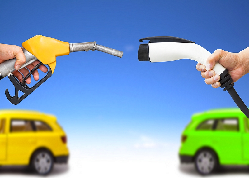 Majitelé elektromobilů platí nejnižší povinné ručení